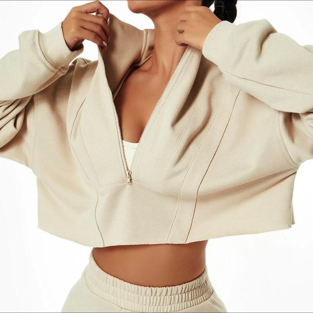 Cut off half zip sweatshirt